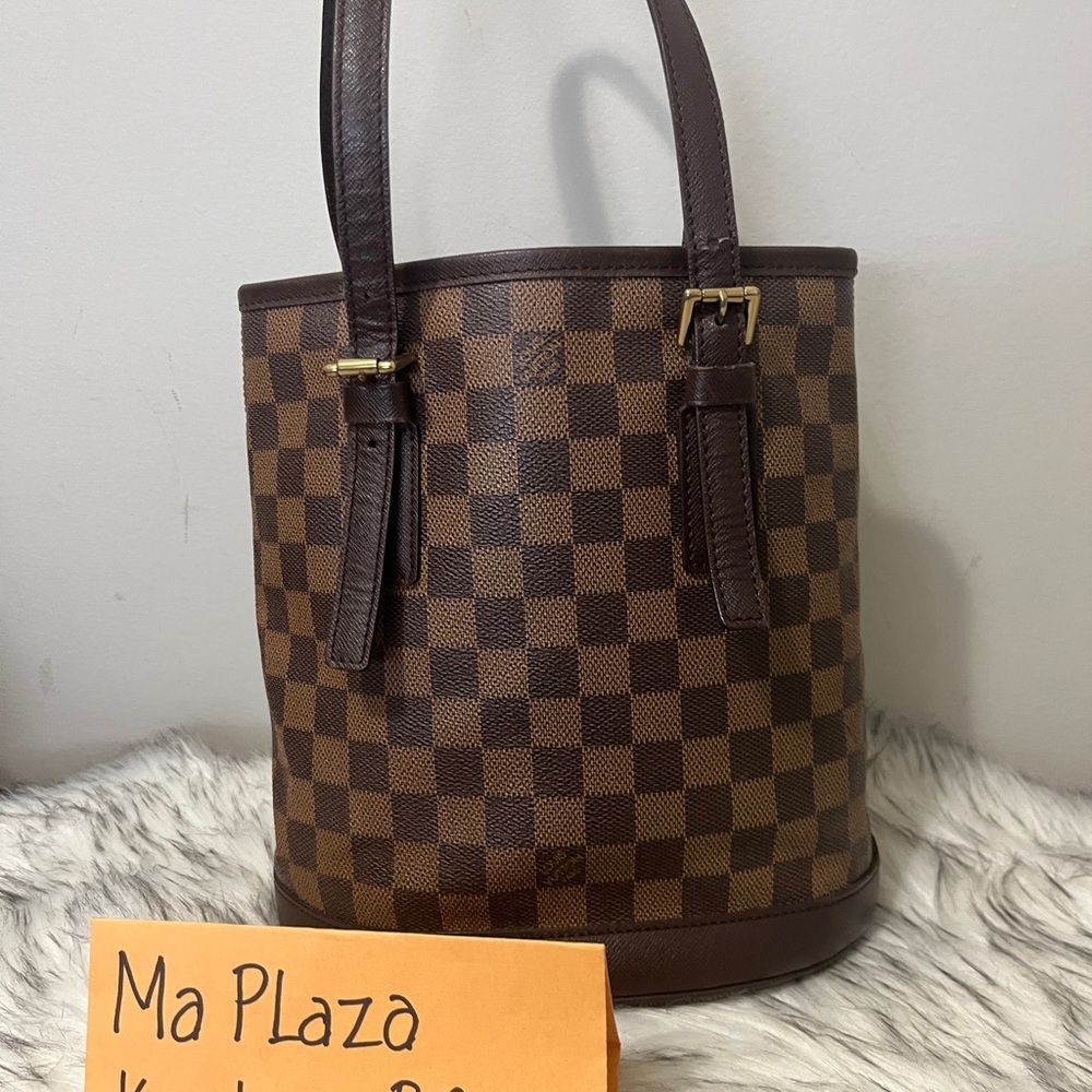 Louis Vuitton Brown Checkered Tote Bag with Gold Accents - Picture 1 of 12